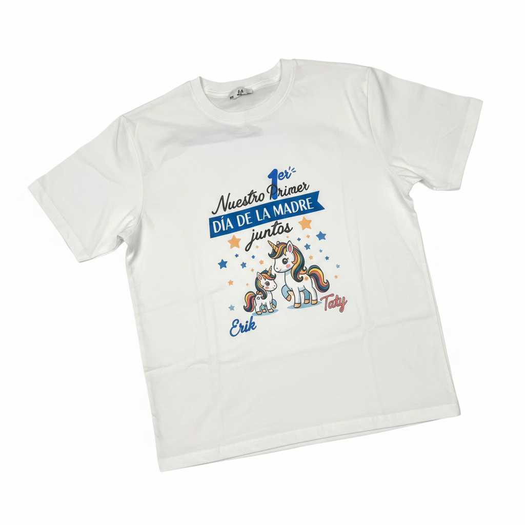 Camiseta personalizada Día de la Madre con diseño de unicornios